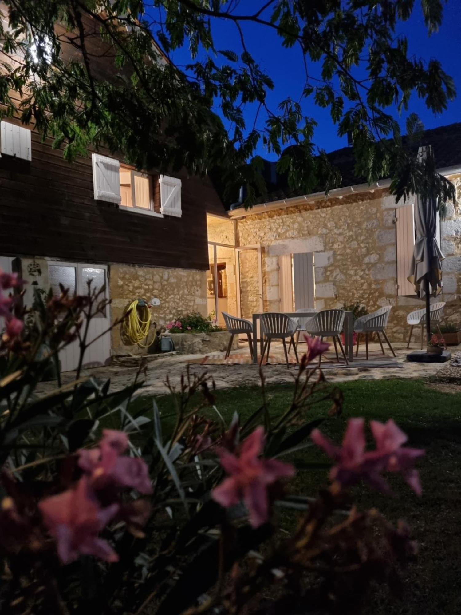 L'Esprit Du 24 Bed & Breakfast Rouffignac-de-Sigoules Dış mekan fotoğraf